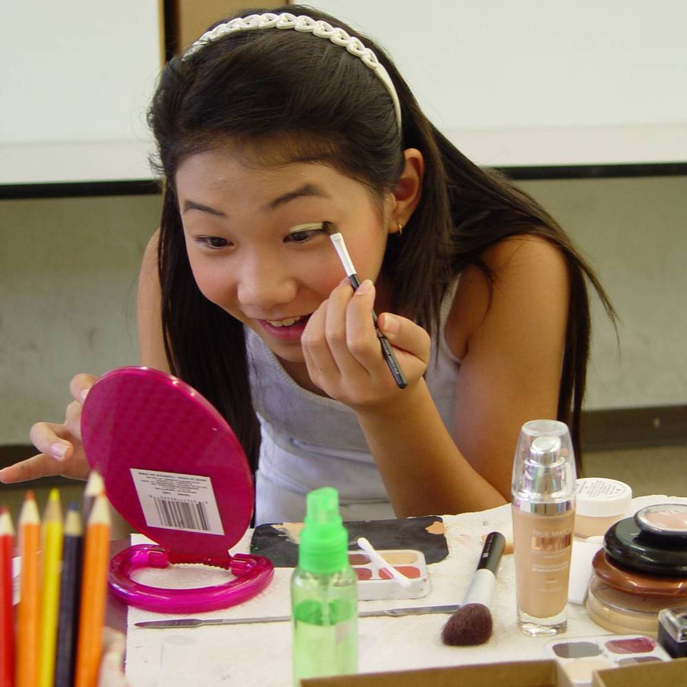 5 - Stage FX Makeup Camp
